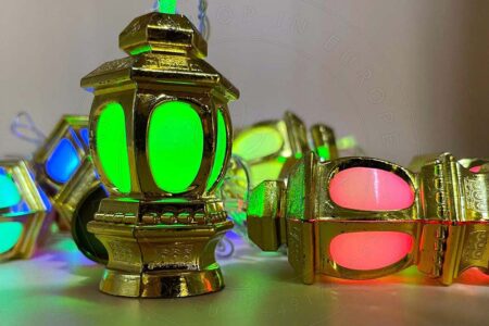 حبل فوانيس رمضان ملونة (كهرباء)